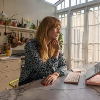 Logitech Casa Pop-Up Deak Foldaway Technology Kit