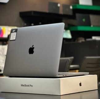 Macbook Pro M1 13 inch A2338 | 16GB Ram 256GB Storage | 8C CPU 8C GPU | Pre-Owned Macbook Best Price in Pakistan at HF Store